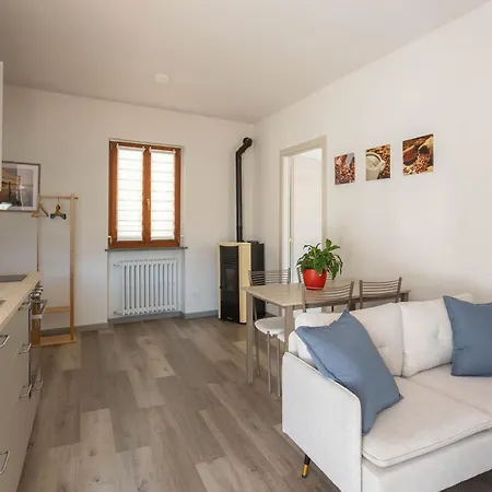 Apartament La Casa Del Borgo *