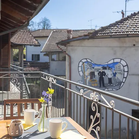 La Casa Del Borgo アパート オルタ・サン・ジューリオ